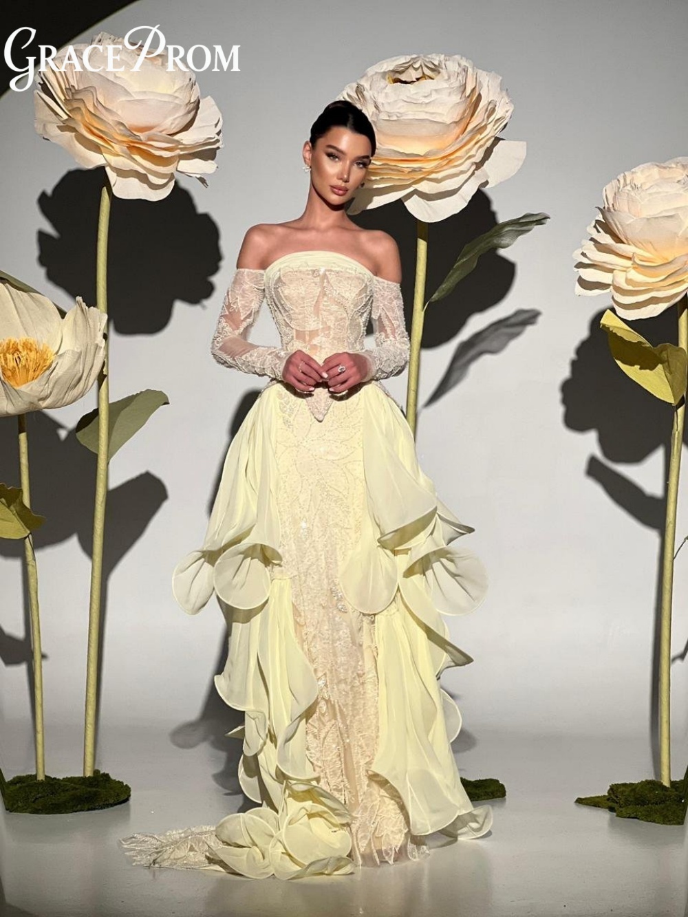 Embroidery Yellow Dress - Robe de bal exquise jaune beurre