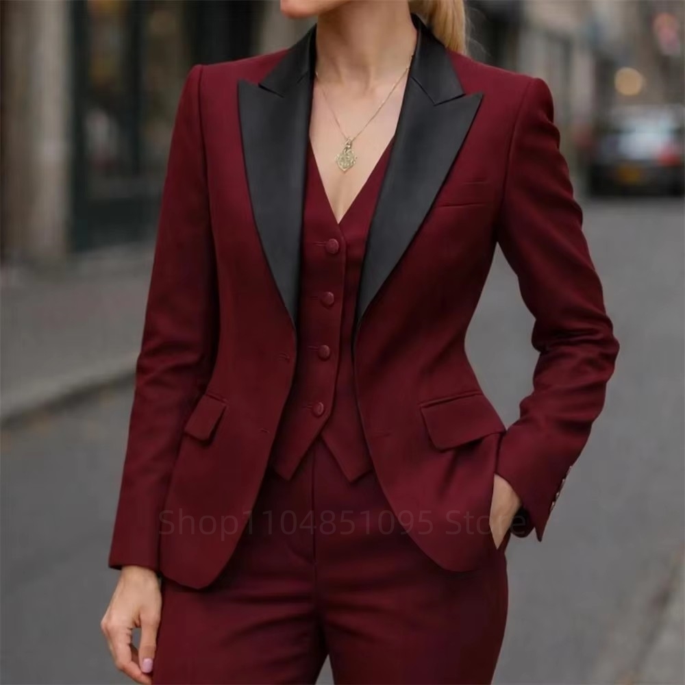 Ensemble tailleur-pantalon 3 p - Embroidery Online avis et prix